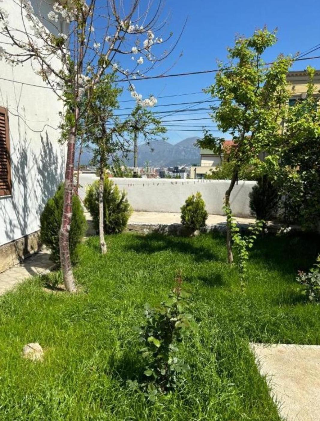 With Patio Appartamento
